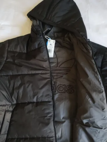 Jaqueta Adidas originals nova.