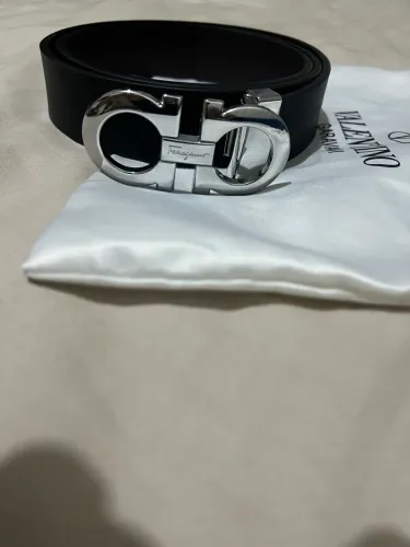 Cinto ferragamo original! Duas faces preto & marrom!