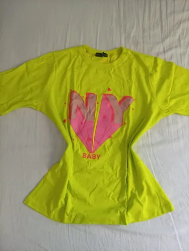 T-shirt NY feminina M