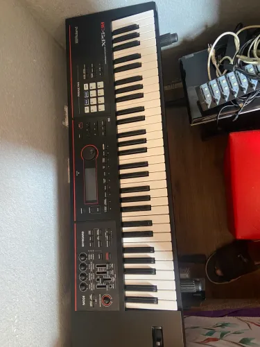 Sintetizado Roland XPS-30