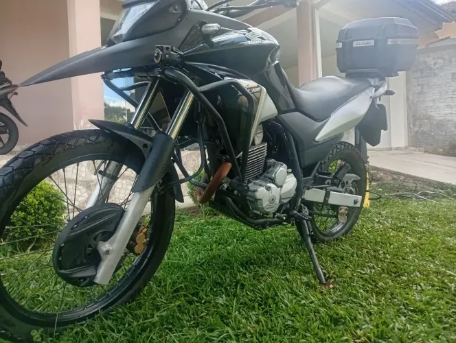 Moto Xree300