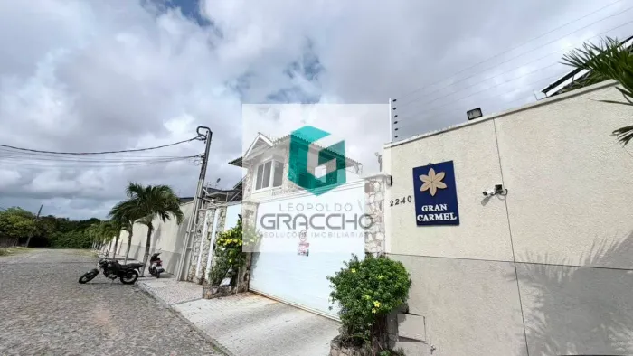 Casa duplex para vender no Condomínio Gran Carmel por R$2.000.000