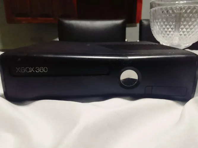 Xbox 360 (usado um ano )