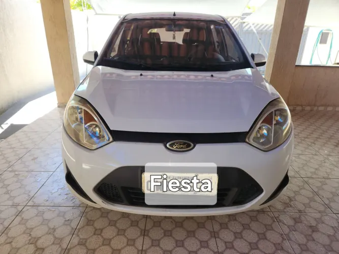 Ford Fiesta SE 1.0 8V Flex 5P 2014