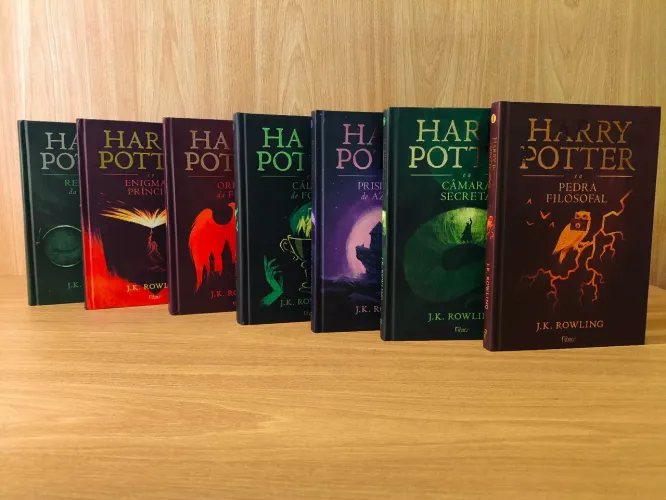 Coleção Harry Potter 7 livros Capa dura Editora Rocco