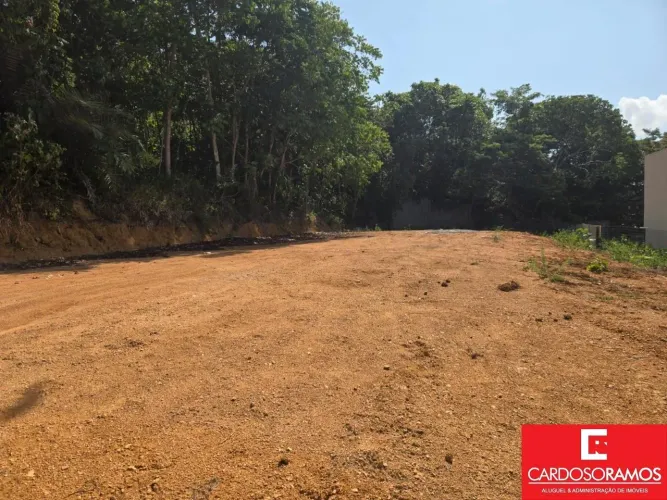 Terreno - Condomínio com uma das melhores estruturas de lazer e condomínio de Abrantes!