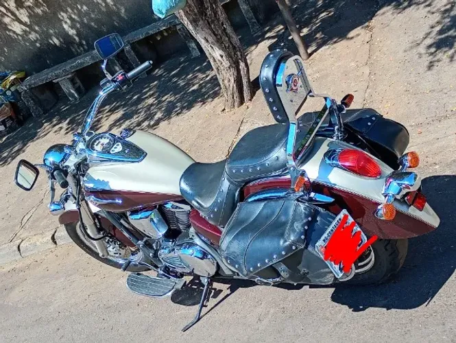 Kawasaki/Vulcan 900cc 2012 personalizada de fábrica.