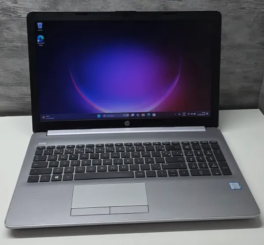 Notebook HP i5 8° geração 8gb ram/Ssd 256gb nvme