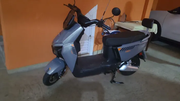 Moto elétrica Giga 