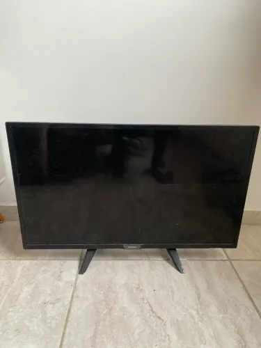Televisão pra retirada de peça