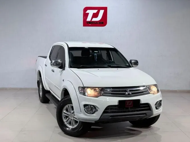 Mitsubishi L200 Triton HPE 3.2 CD TB Int.diesel AUT 2015