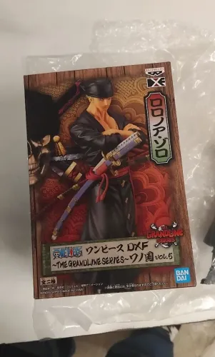 Zoro original banpresto lacrado