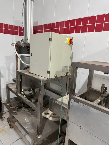 Dosadora industrial de hambúrguer e bife de xis