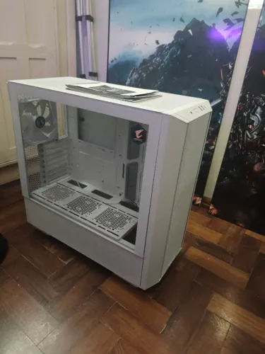 Gabinete Lian li lancool 3 