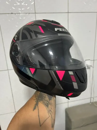 CAPACETE PEELS, POUCO USADO