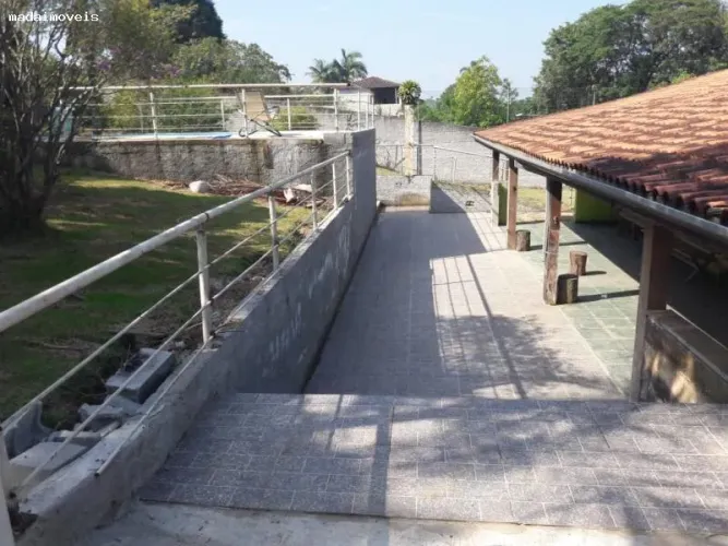 Chácara para Venda em Mogi das Cruzes, Parque das Varinhas, 3 dormitórios, 1 suíte, 3 banh
