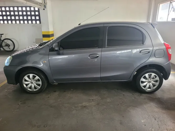 Toyota Etios XS 1.5 Flex 16V 5P Mec. 2015