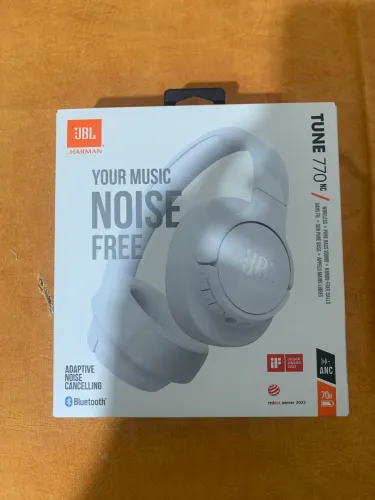 Fones JBL 770
