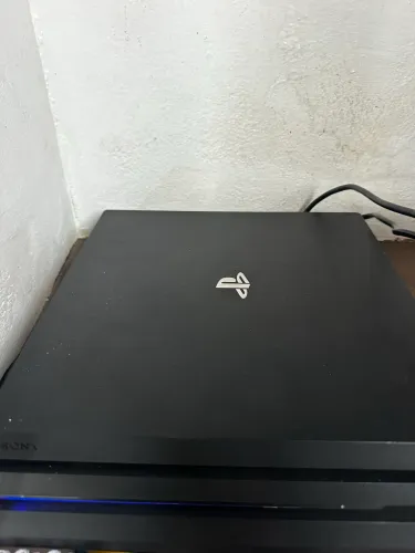 PS4 PRO