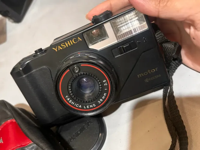 ? Câmera Vintage Yashica Motor MF Retrô Analógica