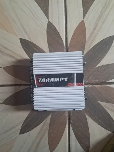 Amplificador taramps