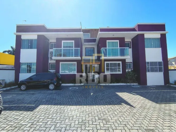 Apartamento térreo no Jardim Mariléa com 2 quartos, pequeno quintal!