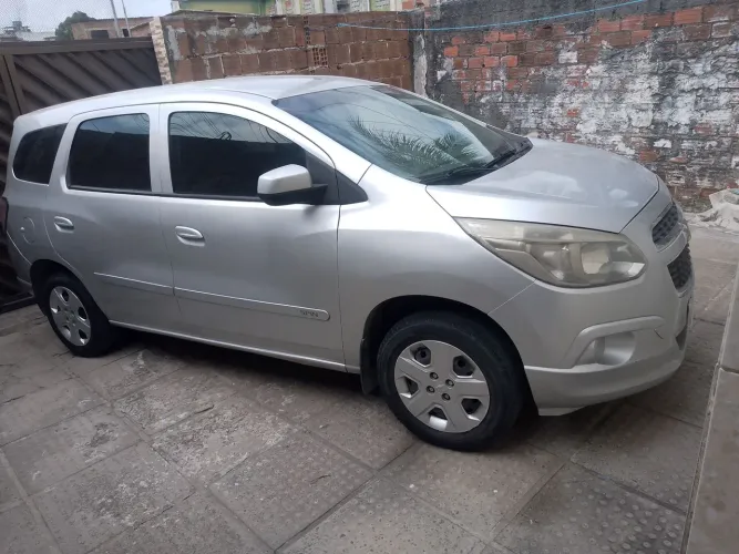 Chevrolet Spin LT 1.8 8V Econo.flex 5P Mec. 2015