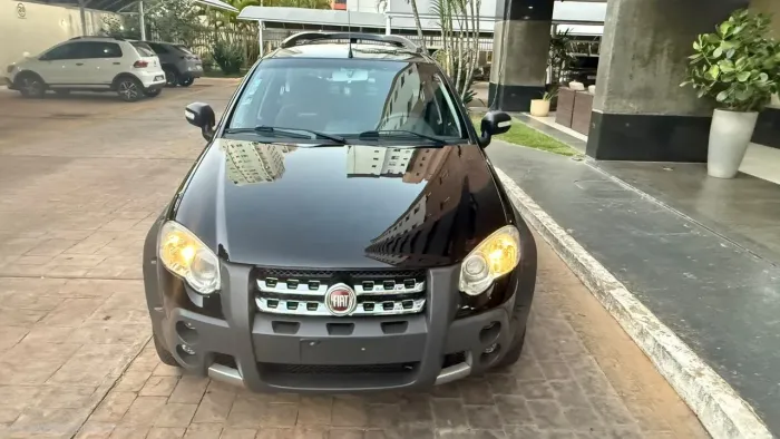 Fiat Palio Week.adv.lock.dualogic 1.8 Flex 2010