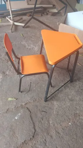 Móveis escolares