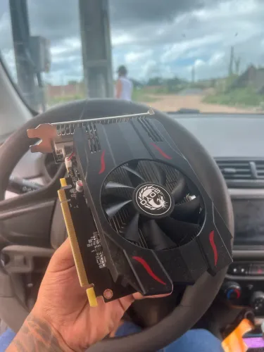 Placa de vídeo 4GB