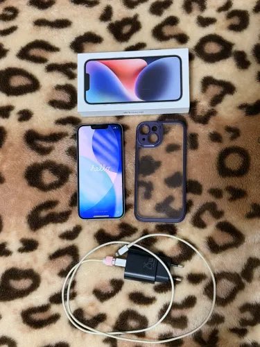 Iphone 14 azul 128gb - tela quebrada mas funciona normalmente