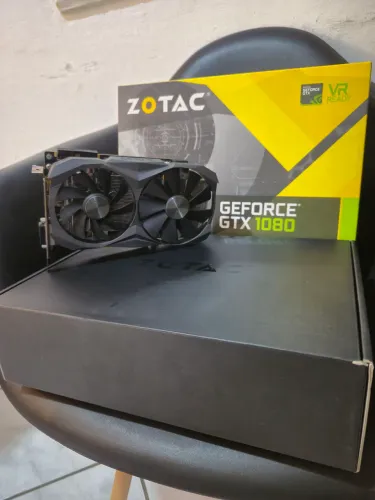 Placa de Vídeo GTX 1080 8GB ZOTAC - Conservada + Caixa