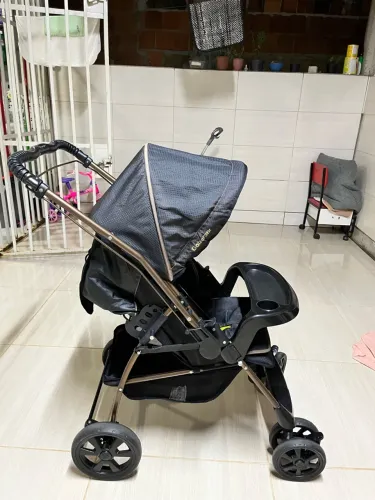 Carrinho de bebê Galzerano