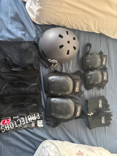  Kit de patins - Capacete Niggli + Kit de proteção PRO T +Organizador de equipamentos