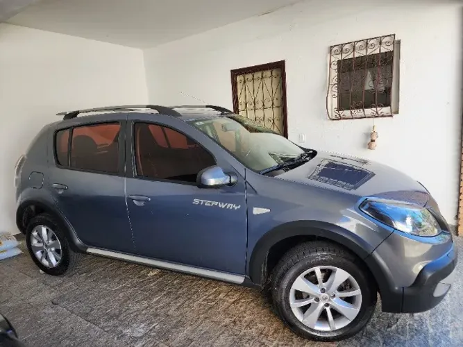 Renault Sandero Stepway Hi-flex 1.6 16V 5P Aut. 2014