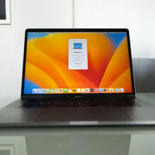 MacBook Pro 15? 2017 | i7 | 16GB RAM | SSD 256GB | Bateria 7 ciclos