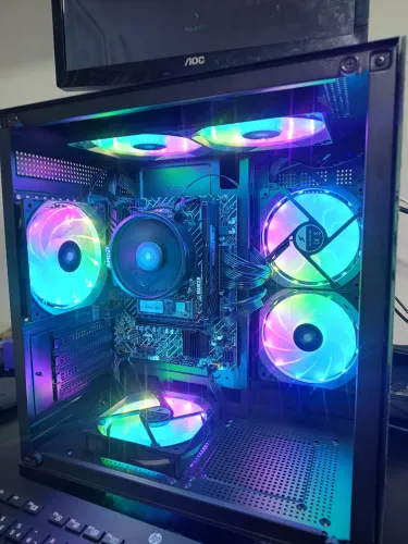 PC Gamer, Ryzen 3 3200G, 8Gb, SSD NvME 256Gb, Placa Mãe A520,Kit Fan ARGB, Windows 11 Pro
