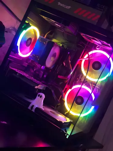 PC Gamer 16GB + GT 740 4GB + Xeon 4c/8t + SSD 608GB RGB