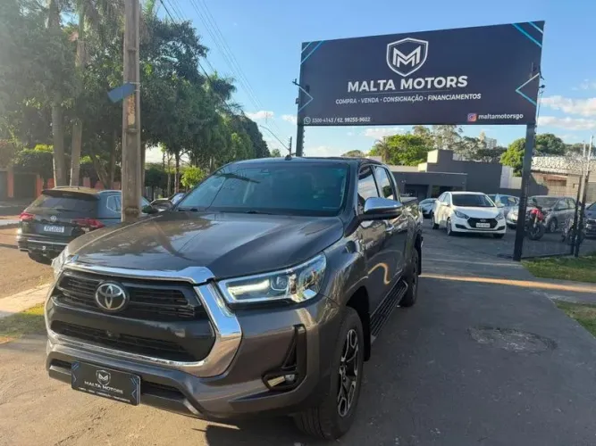 Toyota Hilux CD SRX 4X4 2.8 TDI 16V Diesel Aut. 2023