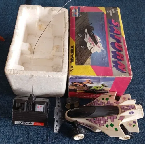 ( Leia ) Carrinho Controle Remoto Saturn Toya Anos 80