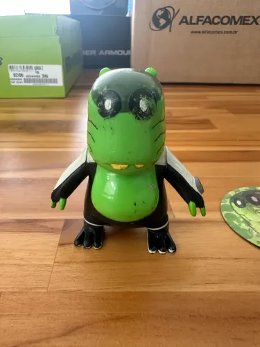 Boneco Ben 10 - Glutão - Original BANDAI (Usado)