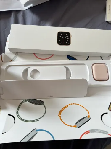 Apple Watch 6 - Rose Gold 44MM