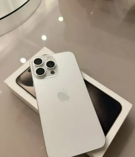 IPHONE 15 PRO MAX CINZA TITÂNIO IMPECÁVEL