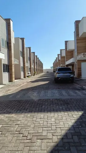 AM - Casa duplex Morros com 2 suítes