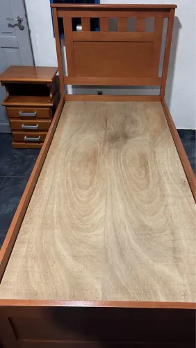 Cama solteiro com mesinha madeira maciça 