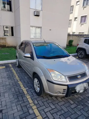 Ford Fiesta Sedan 1.0 8V Flex 4P 2009
