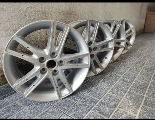 Rodas i30 G1 aro 17.