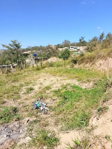 Vendo lote top,água,luz e asfalto