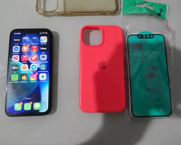 iPhone 13 mini