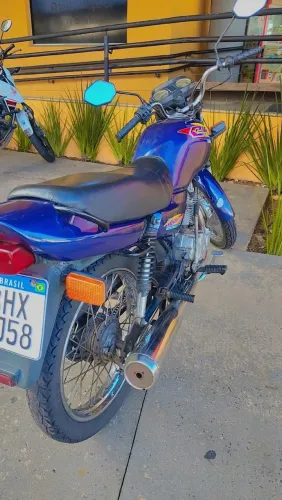 Vendo moto 5.500